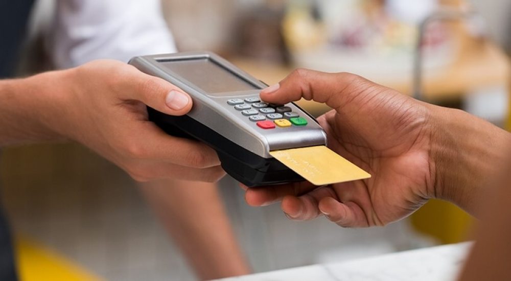 632e25f9d3880137e0a96a05_5e29cc83dff6b197fda36a22_maquinacartao