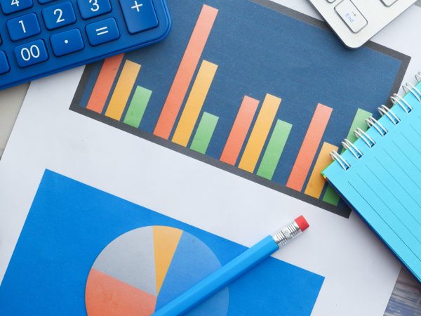 COMO GERAR MAIS VALOR PARA O SEU NEGÓCIO NA INTERNET COM O MARKETING;