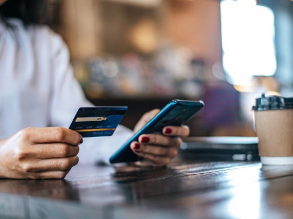 Abra um E-commerce: Continue vendendo mesmo com a loja fechada