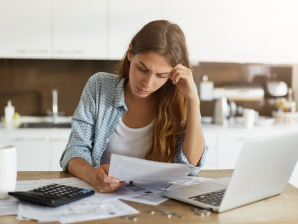 Quem recebe um salário e meio vai pagar Imposto de Renda?